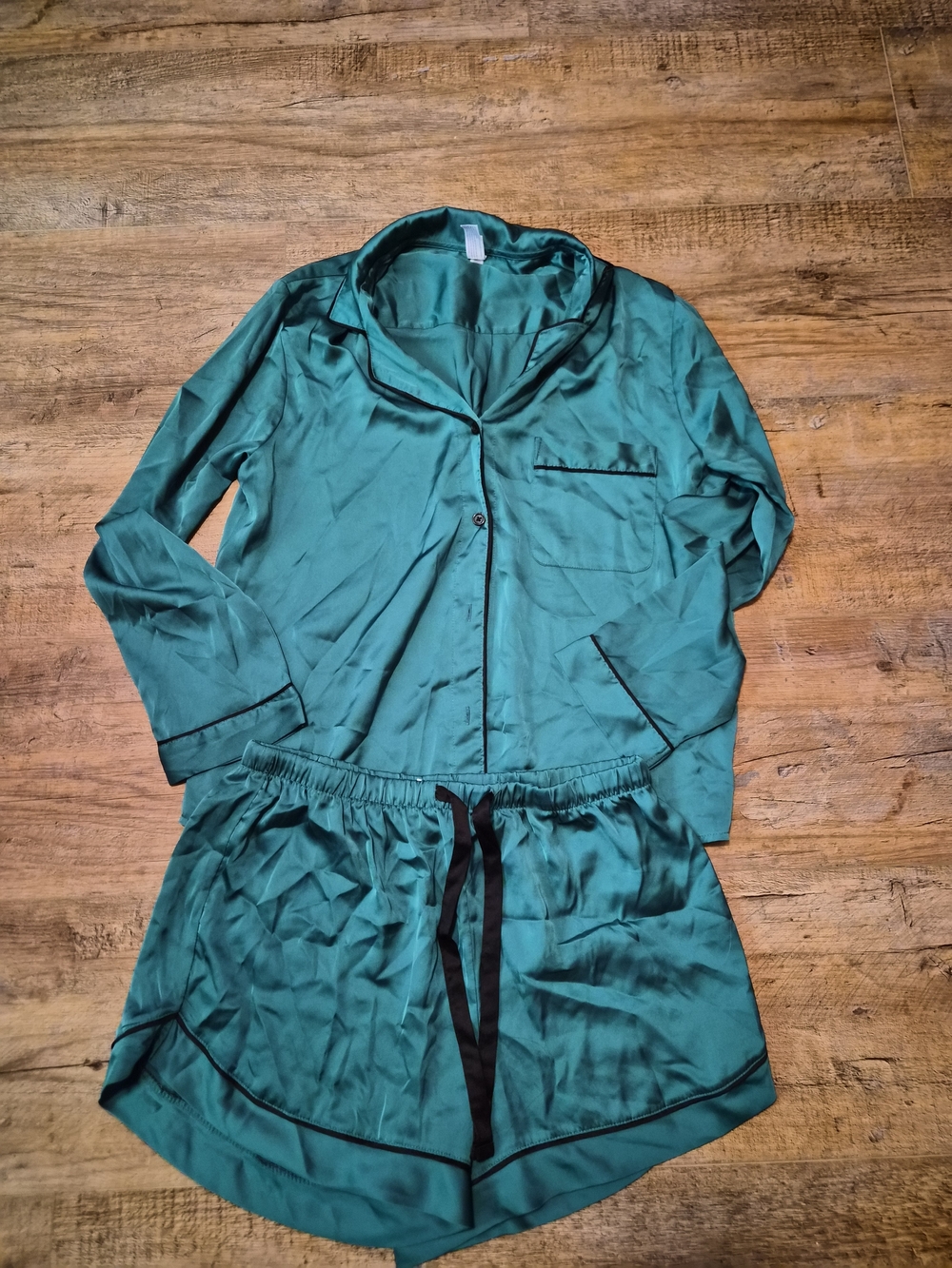 Women's Emerald Green Satin Pajama Set with Black Trim